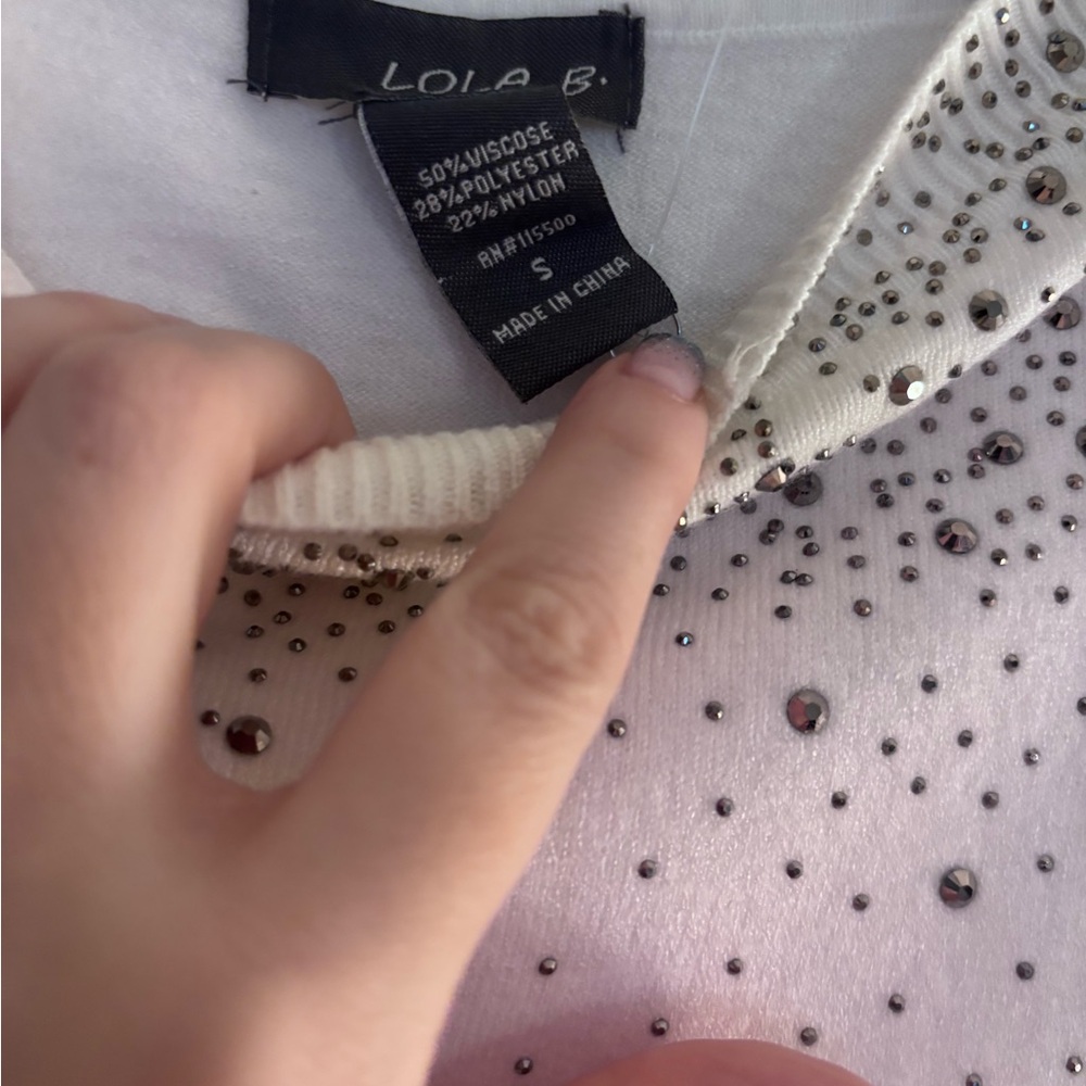 Lola B White Embellished Sweater NWT - Picture 2 of 3
